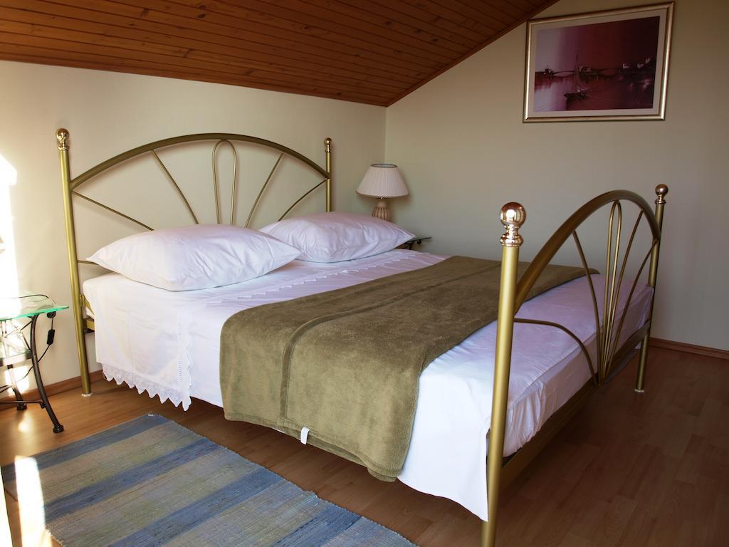 Apartment Zvonar Donji Okrug  Δωμάτιο φωτογραφία