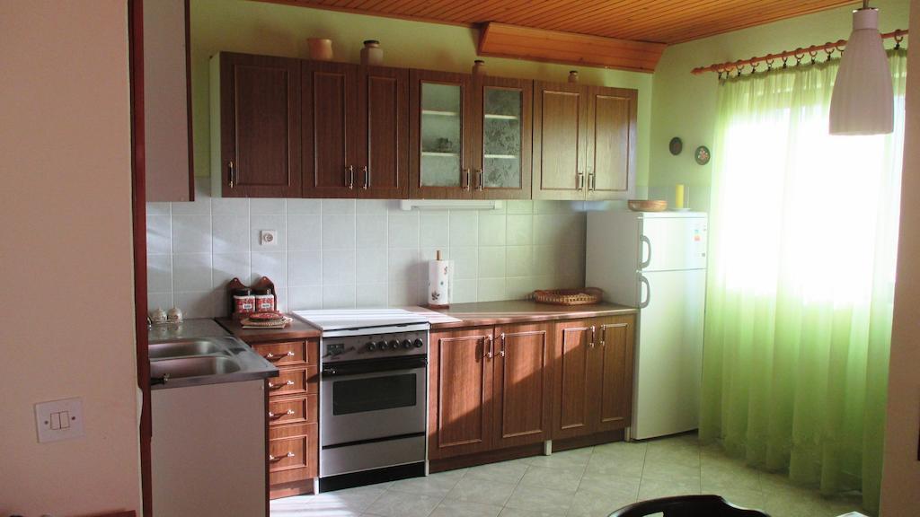 Apartment Zvonar Donji Okrug  Δωμάτιο φωτογραφία